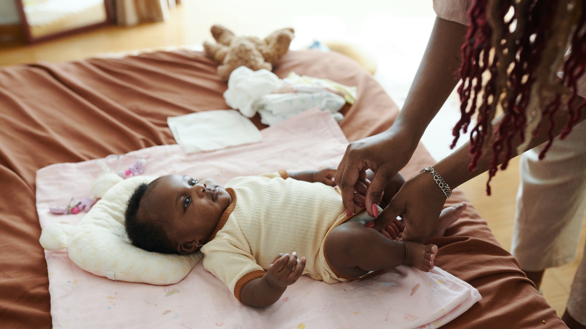 Ultimate guide on baby poop